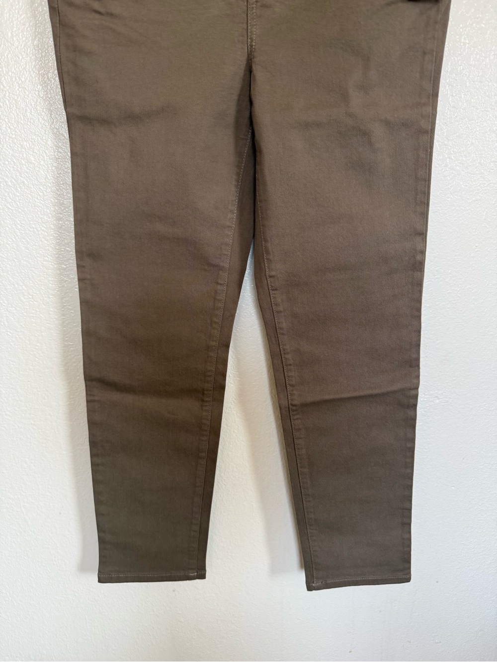 Style & Co. Women’s Slim Leg Jeans - Taupe Brown - Picture 4 of 14